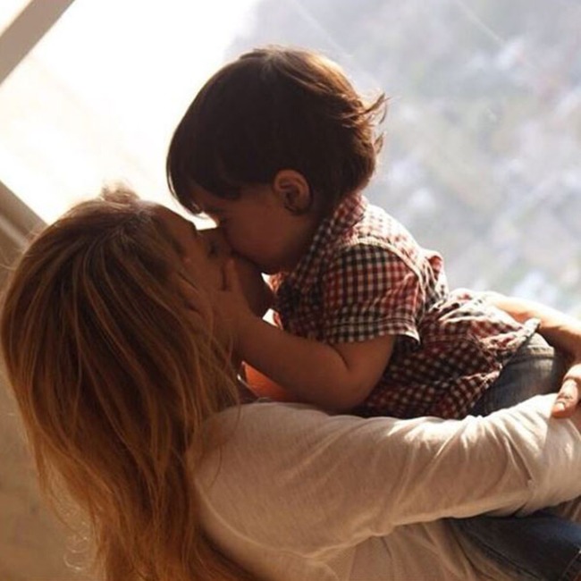 Shakira, Son, Milan